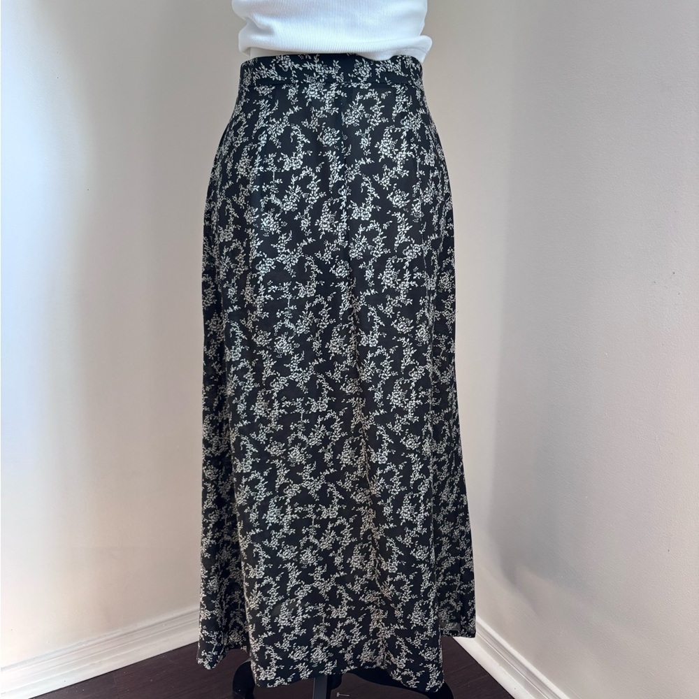 Vintage Jacob Black and White Floral Button Up Midi Skirt Size Small/ XSmall - Picture 5 of 7